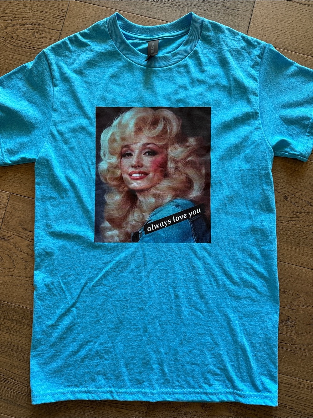 Dolly Parton Graphic Tee- Always Love You (NWOT)